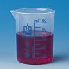 Becher 2000 ml:200 ml PLASTIBRAND, PP, niedere Form, blau graduiert, durchscheinend, mit Ausguss